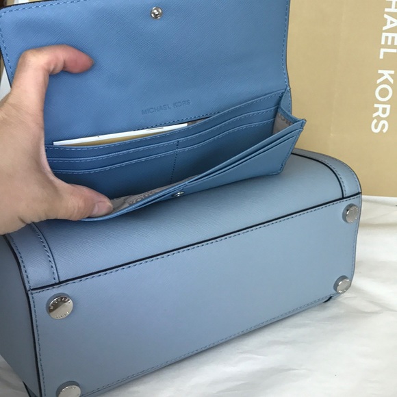 🌸🌹mk Satchel set/crossbody/Tina bag & wallet - Picture 4 of 7